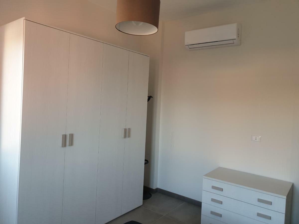 Sun Lake Apartments Desenzano del Garda Eksteriør bilde