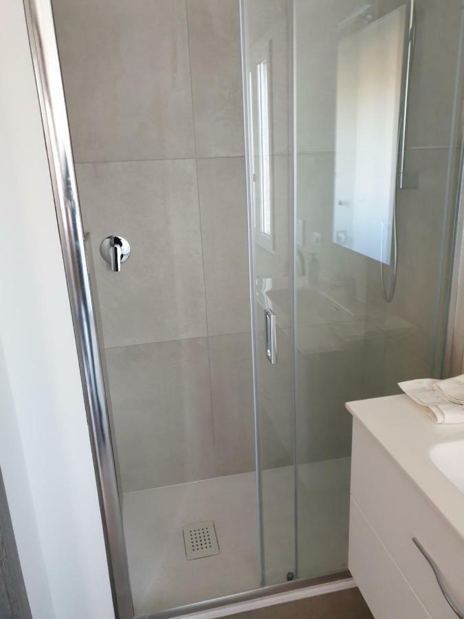 Sun Lake Apartments Desenzano del Garda Eksteriør bilde