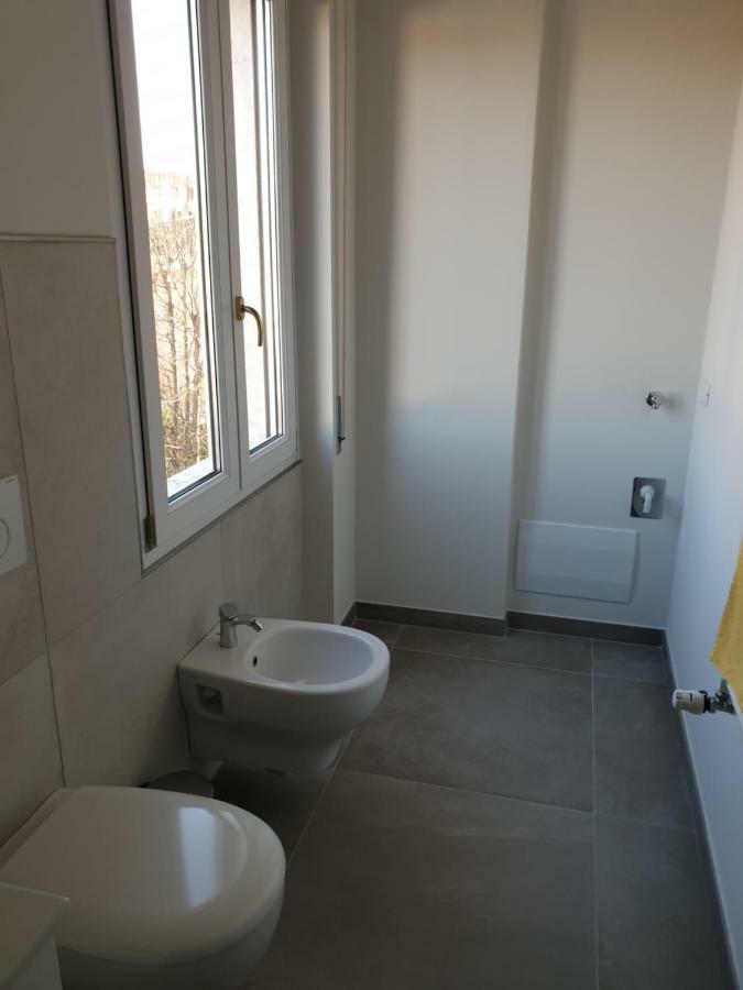 Sun Lake Apartments Desenzano del Garda Eksteriør bilde